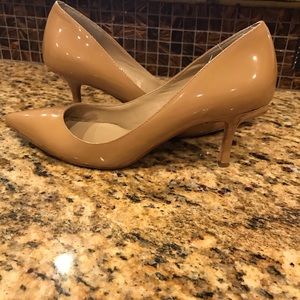 Black Label Saks Fifth Avenue pumps